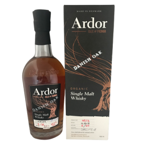 Nyborg Distilleri Ardor Danish Oak  Black  Isle of Fionia Single Malt Whisky 