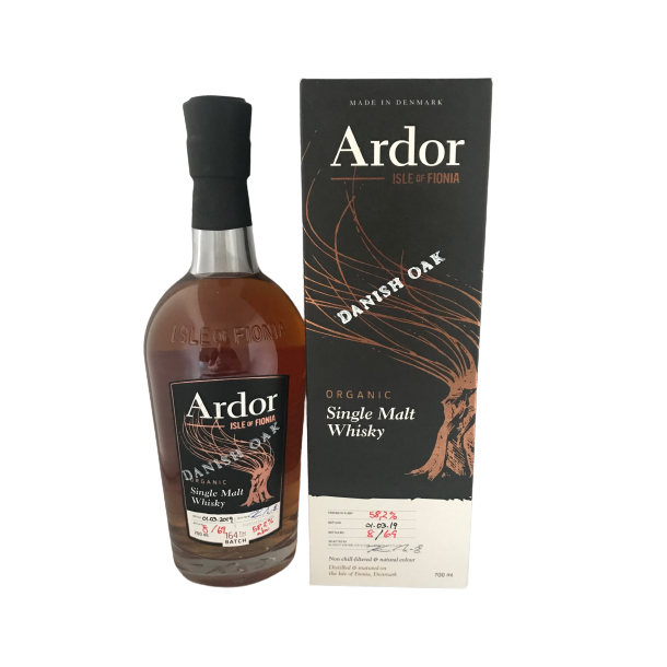 Nyborg Distilleri Ardor Danish Oak  Black  Isle of Fionia Single Malt Whisky 